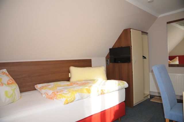 Einbettzimmer