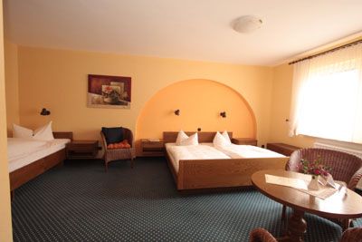 Dreibettzimmer