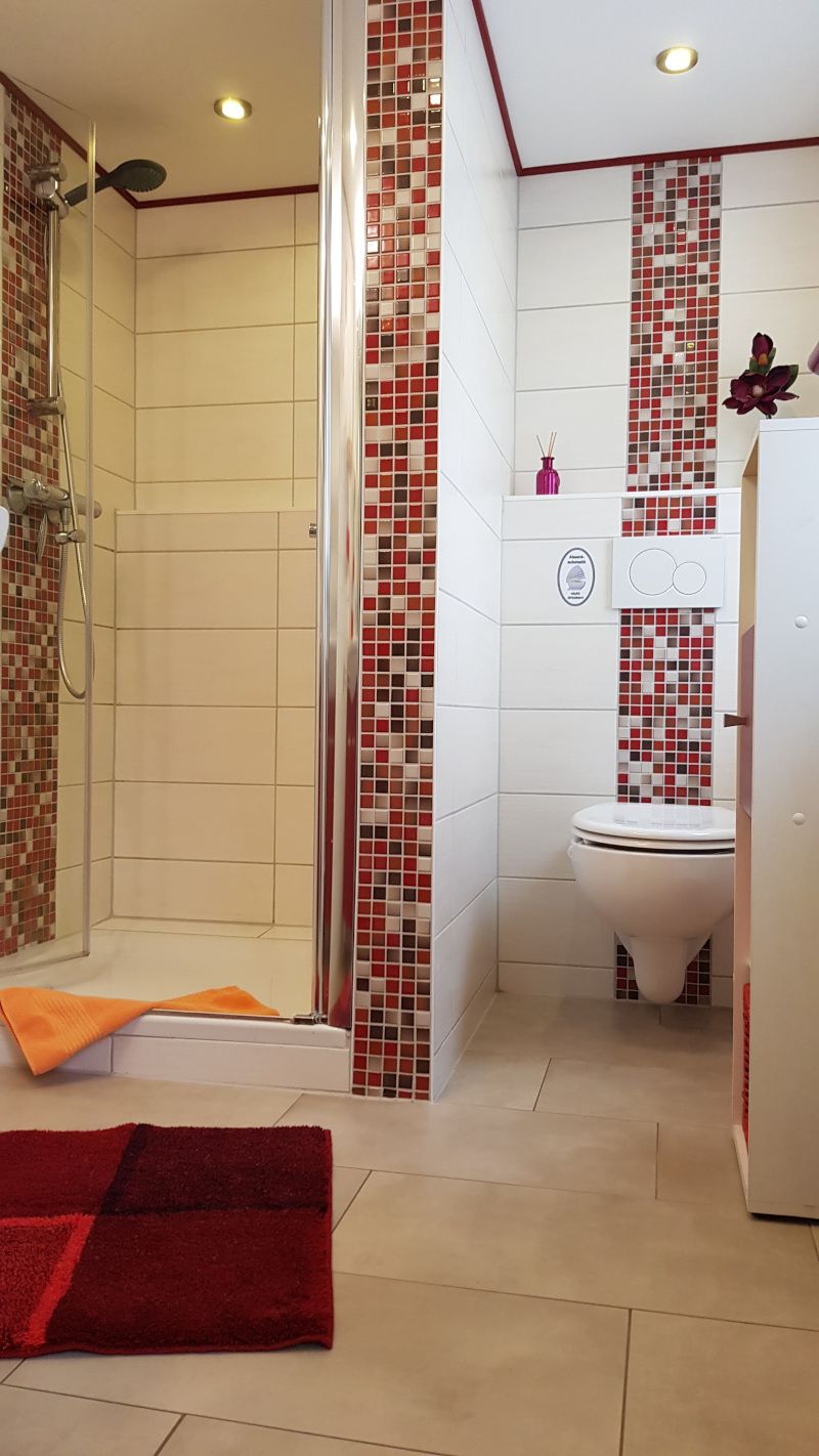 Bad mit Dusche