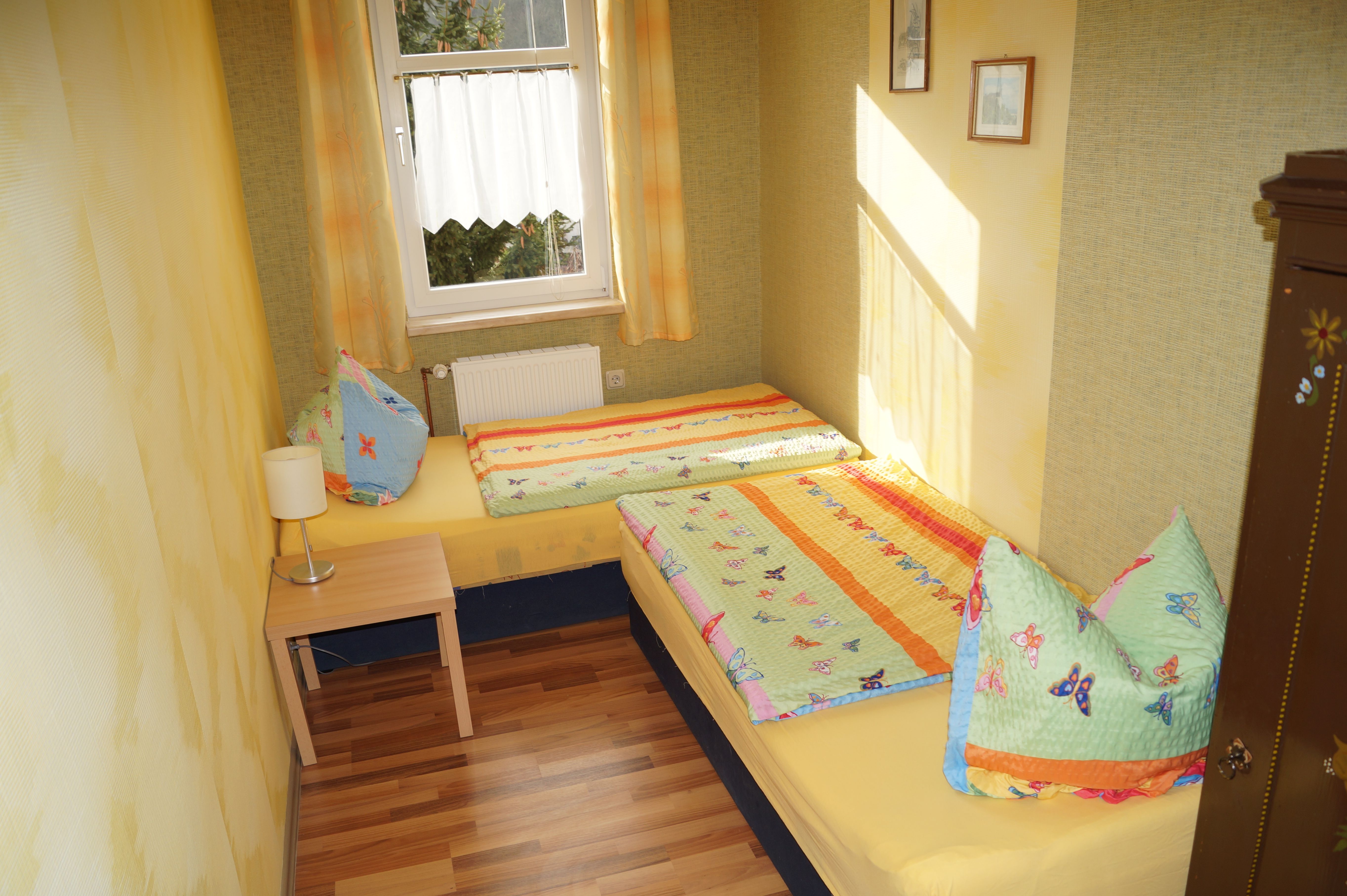 Schlafzimmer mit Einzelbetten