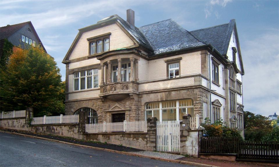 Straßenansicht