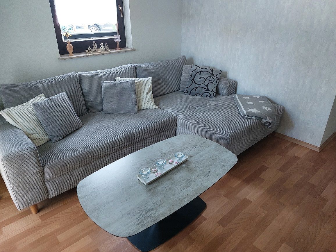 Wohnzimmer mit Schlafcouch