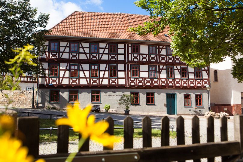 Aussenansicht Hotel Stadthaus Arnstadt mit Pfarrhof