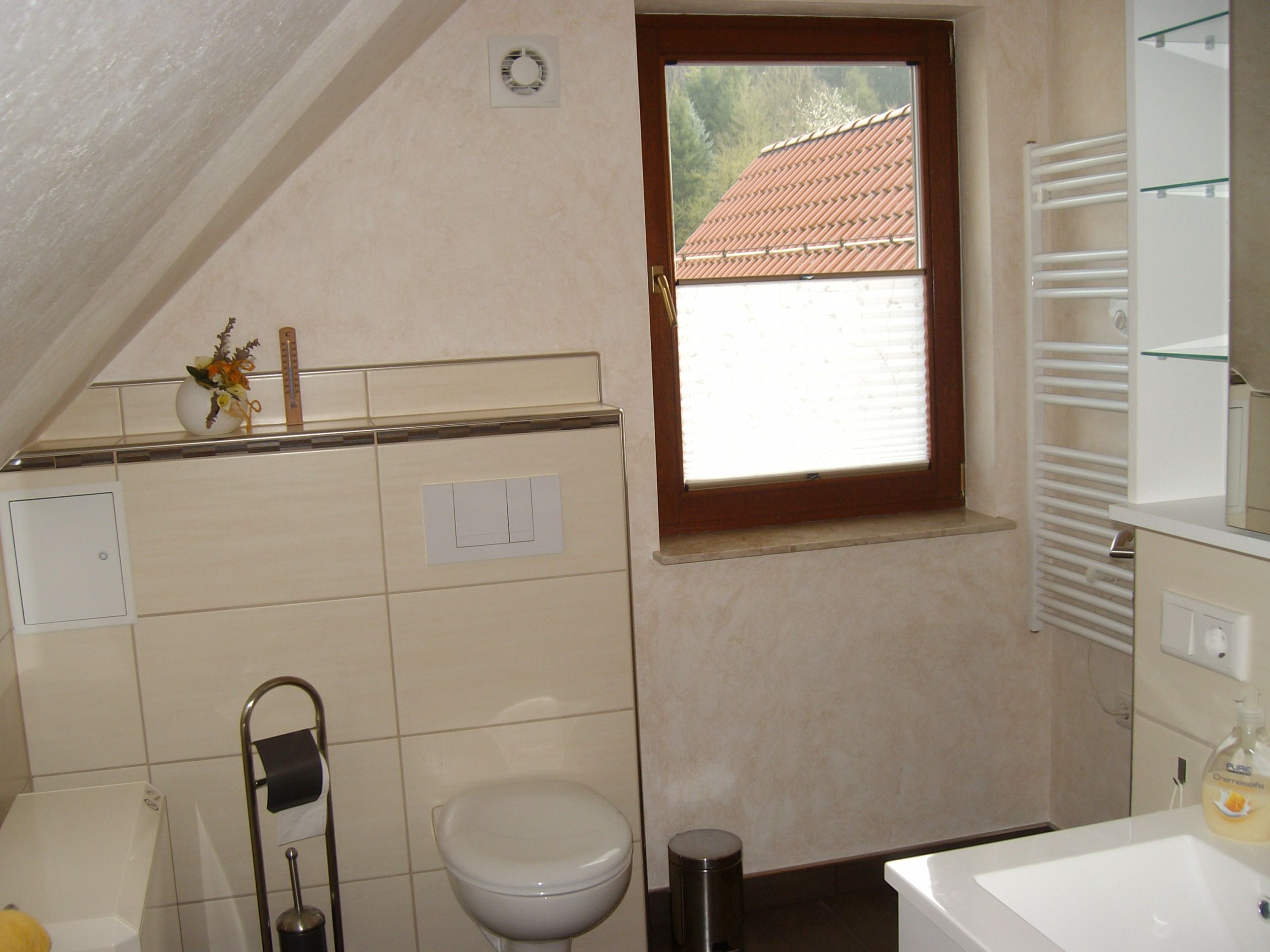 Fambach Ortsteil Heßles Ferienwohnung Nüssleshof Badezimmer