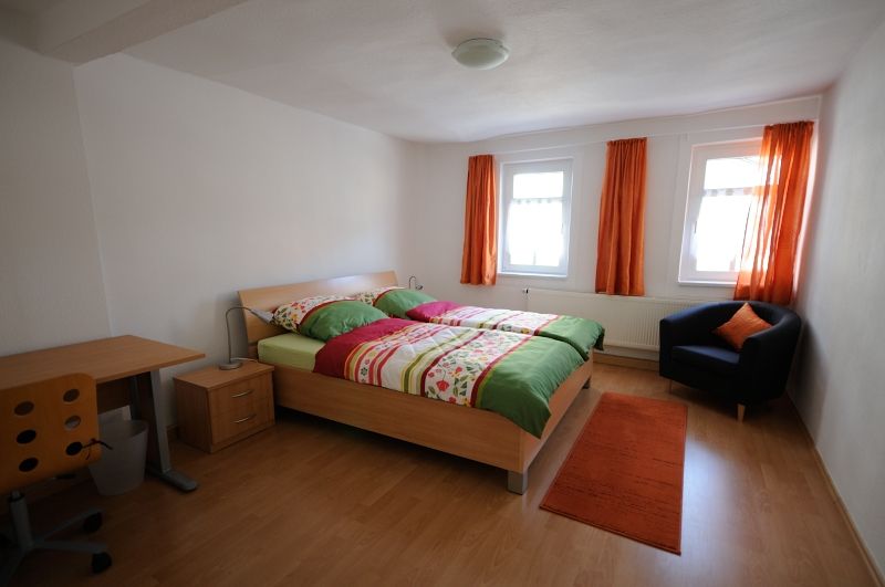 Schlafzimmer 2