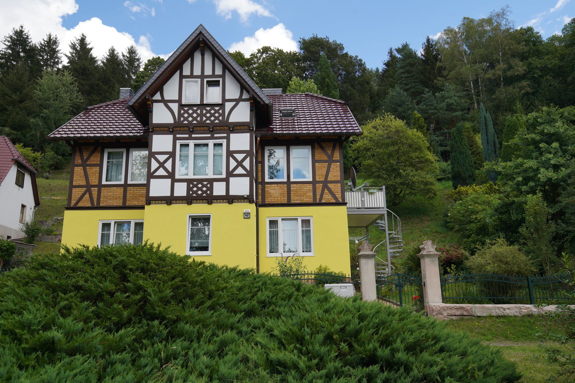 Gebäude