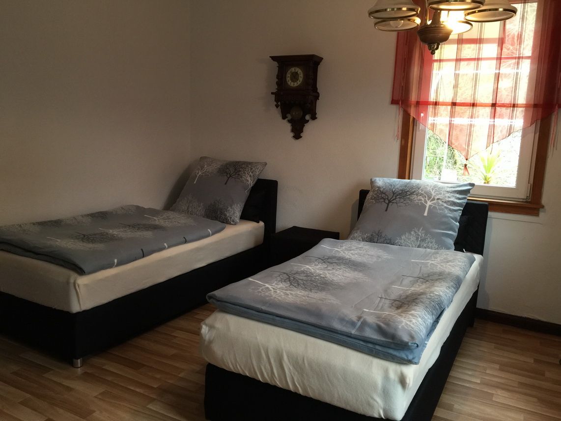 2. Schlafzimmer