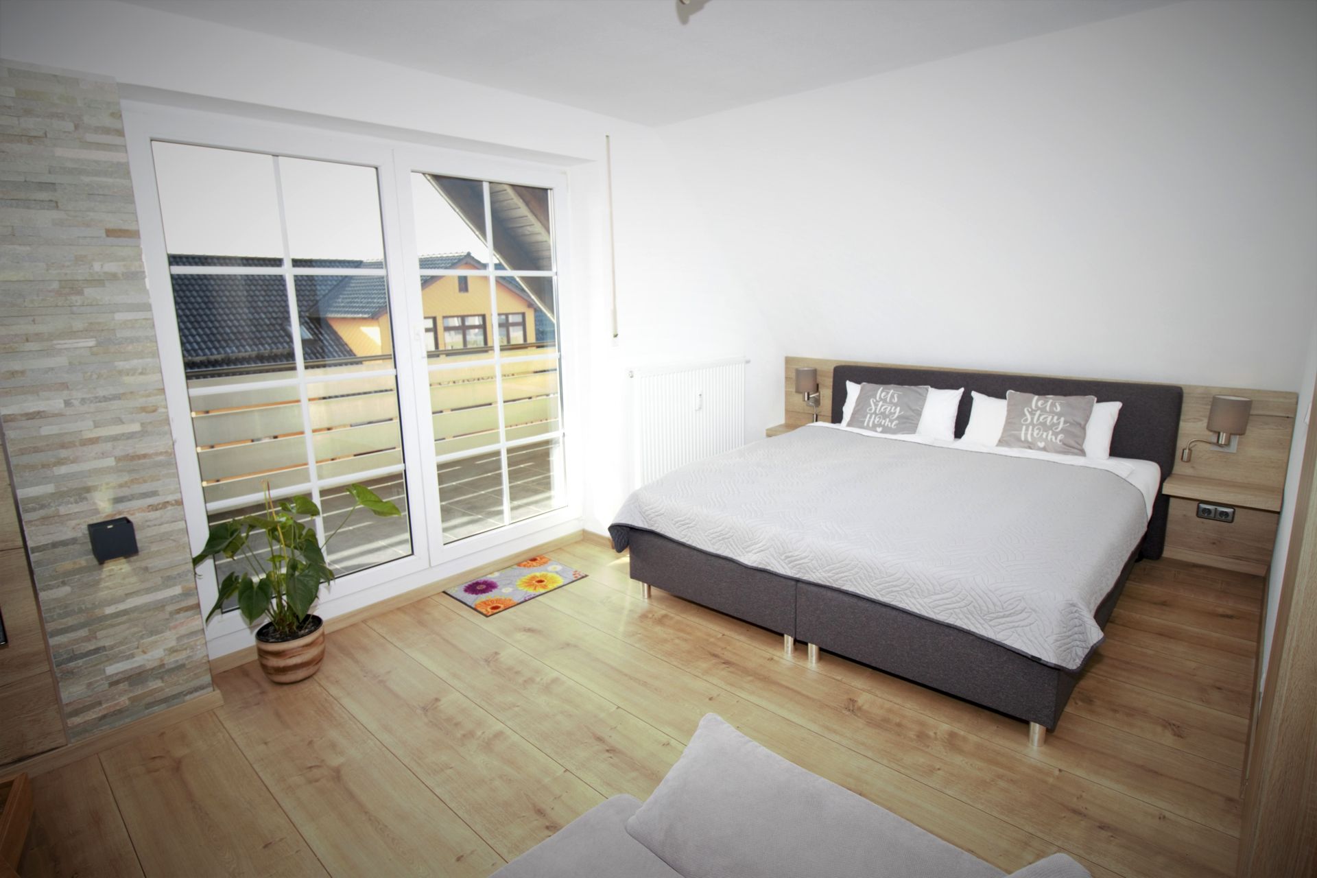Luxus Boxspringbett mit Balkon