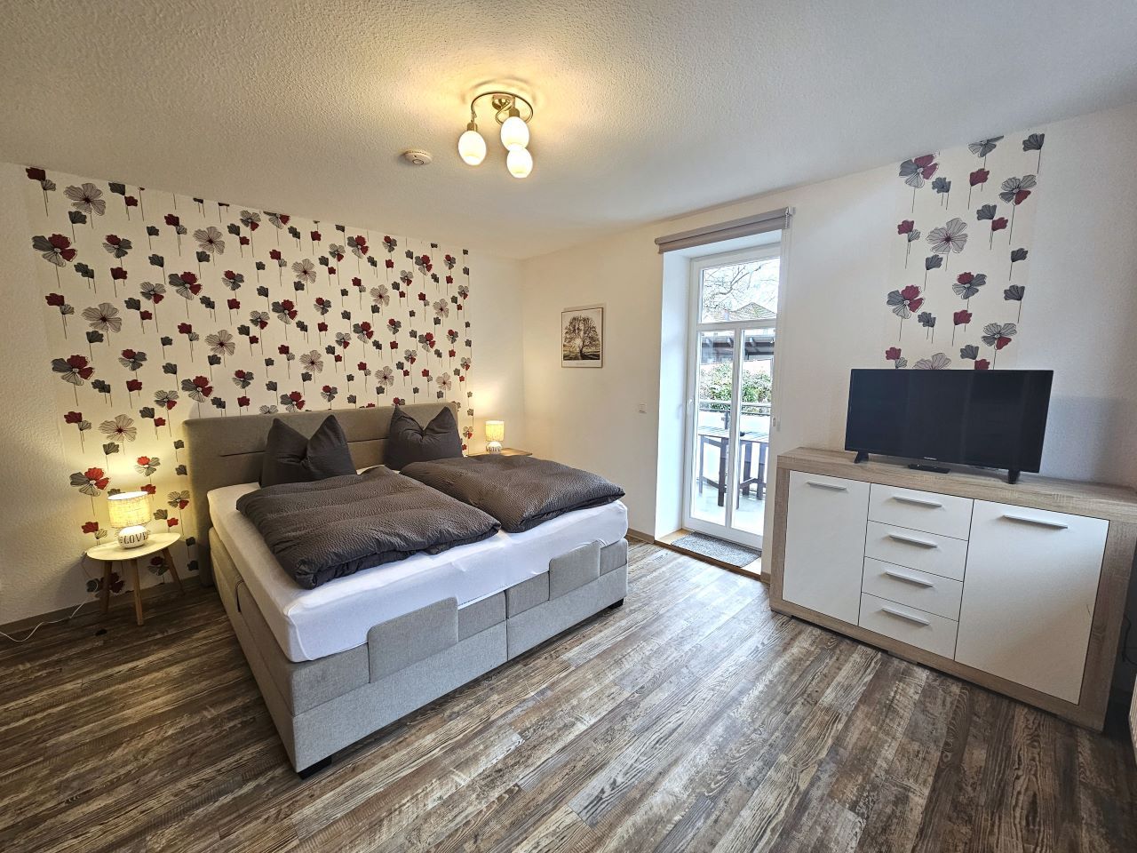 großes Schlafzimmer Apartment 4