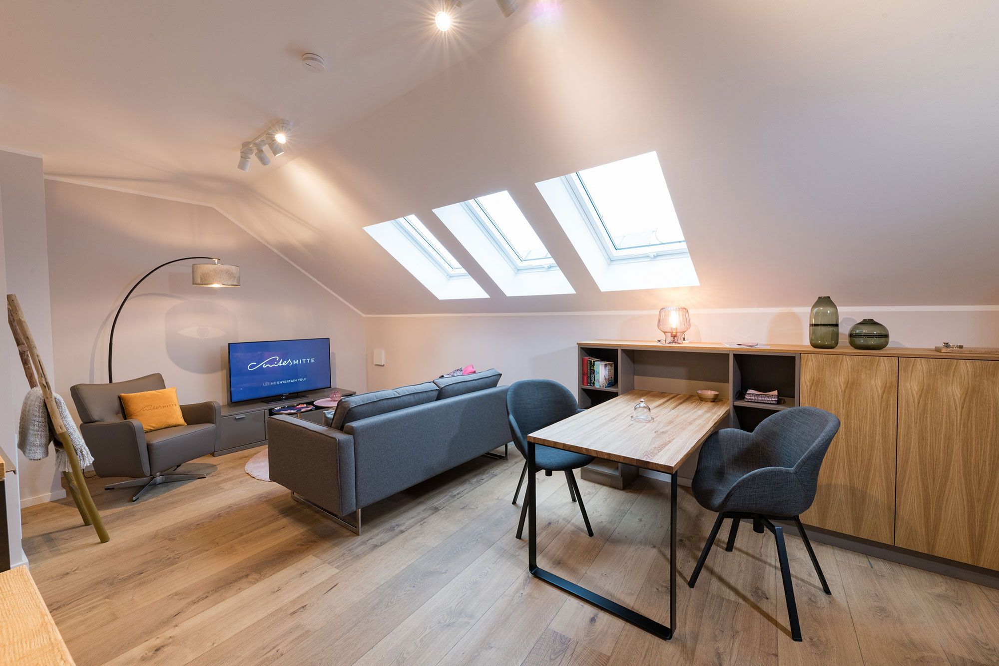 Suites MITTE - Wohn-Essbereich