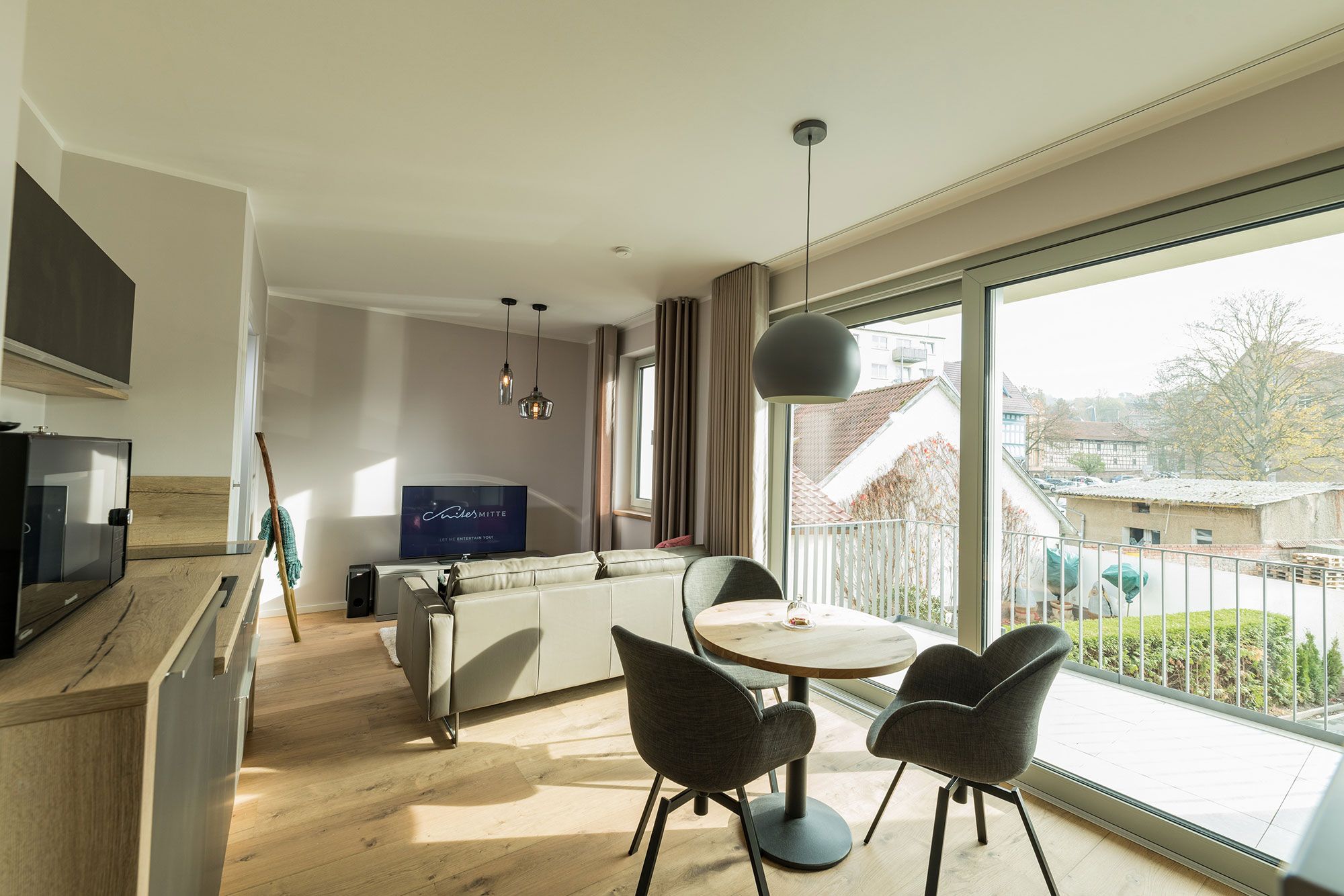 Suites MITTE - Wohn-/Esszimmer