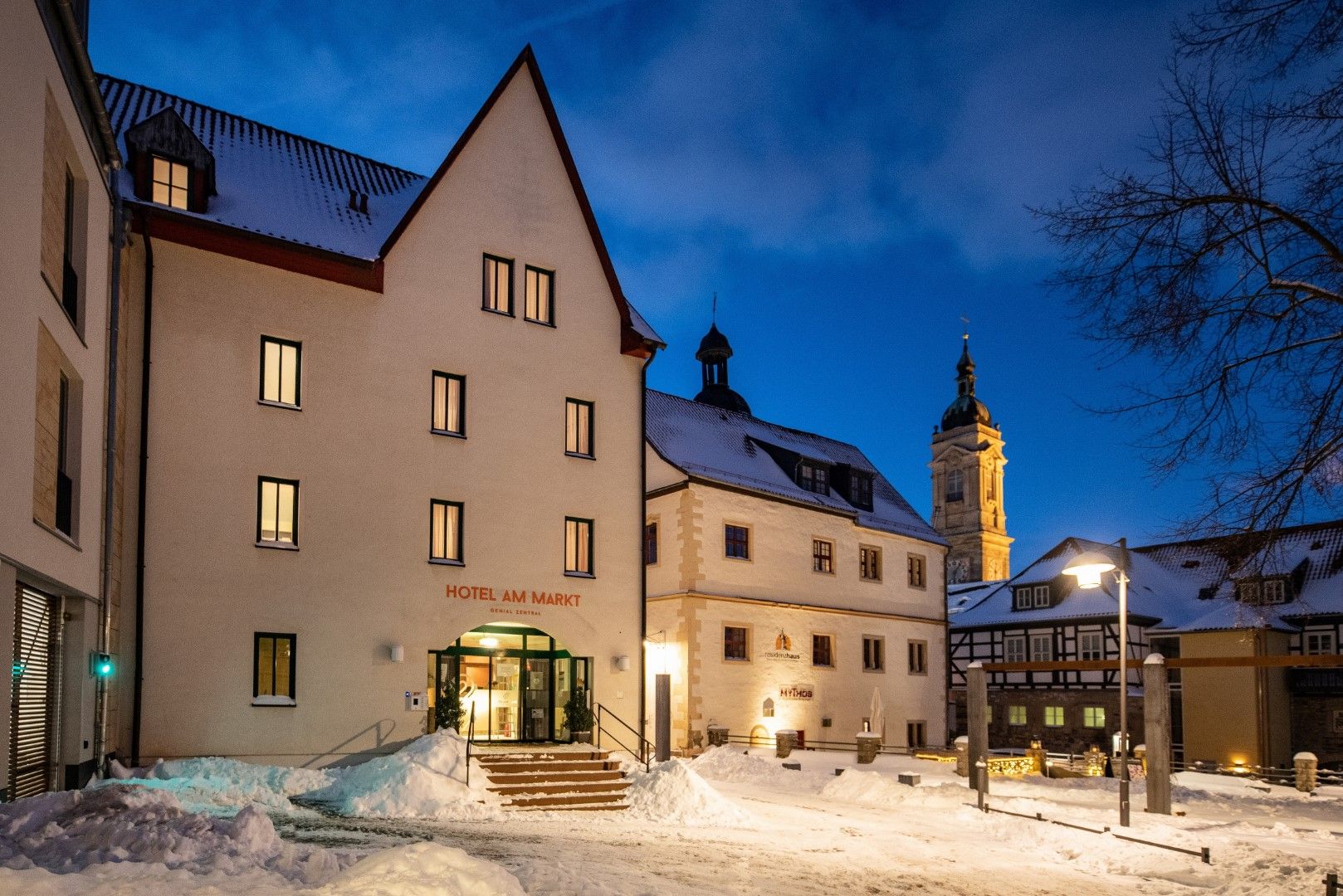 Außenansicht Hotel Am Markt Winter