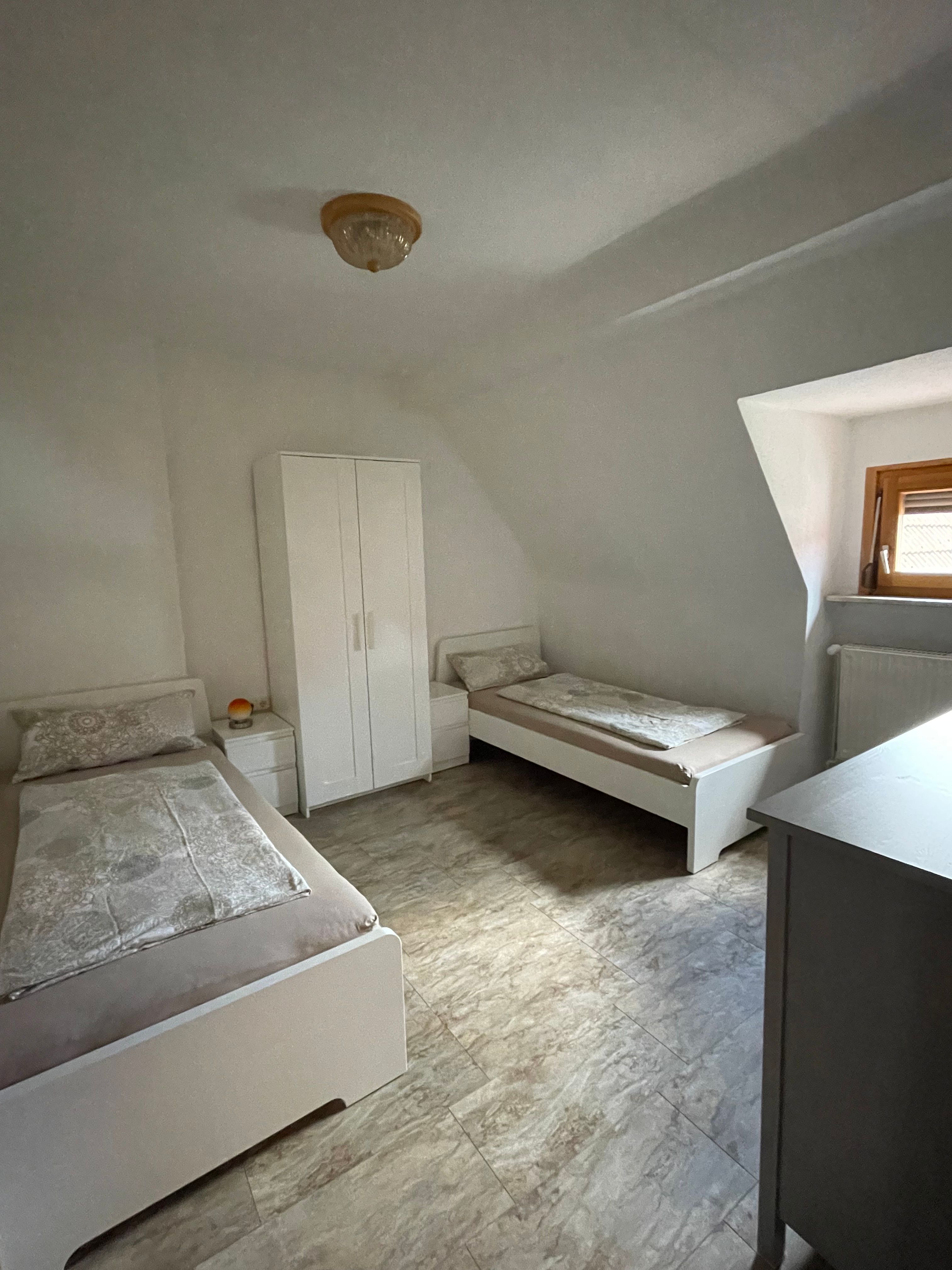 Schlafzimmer 2 Einzelbetten