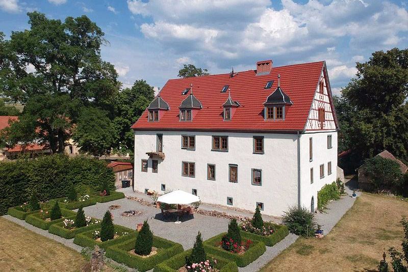 Hausansicht Schloß Roßdorf