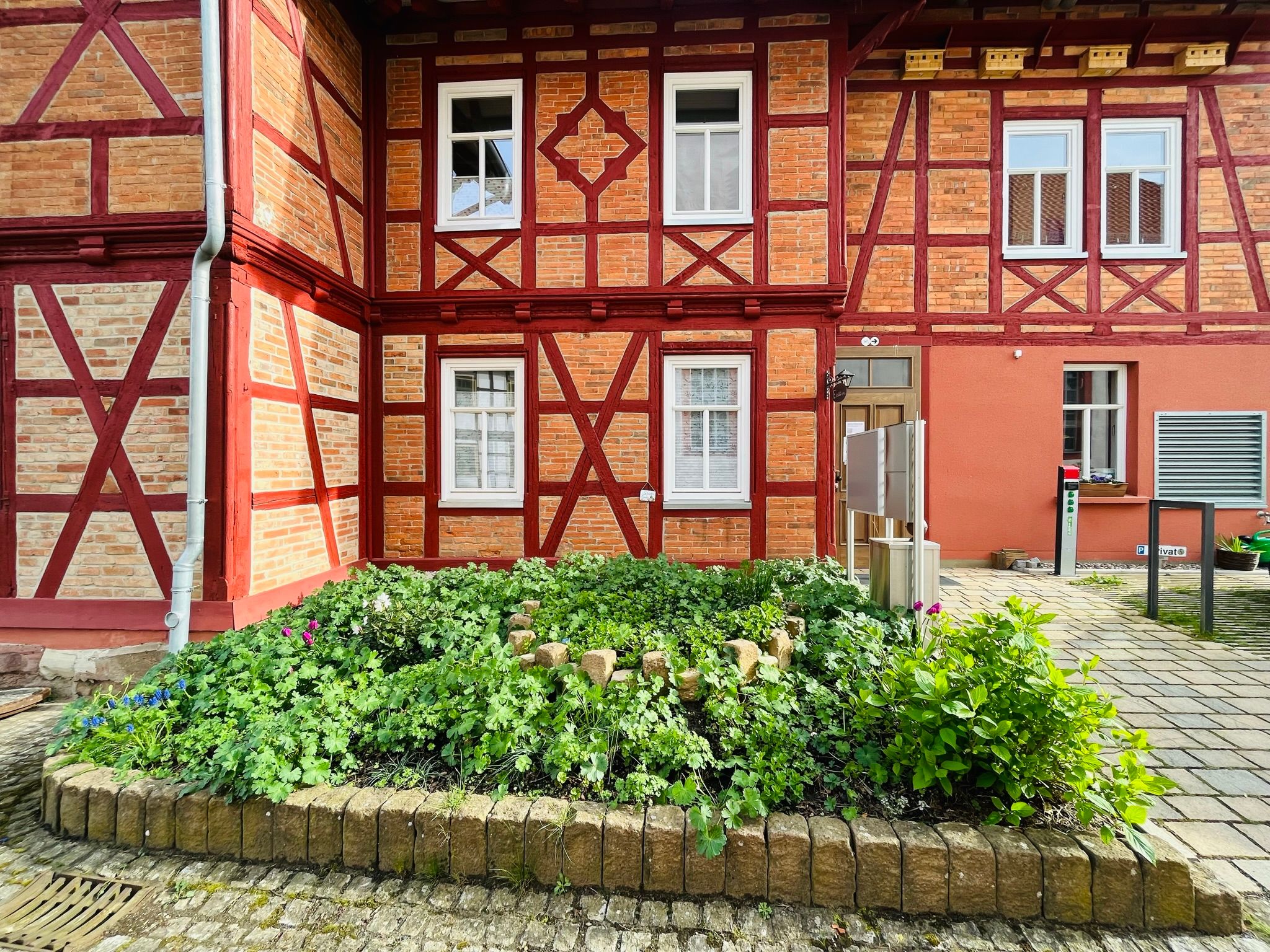 Gebäude