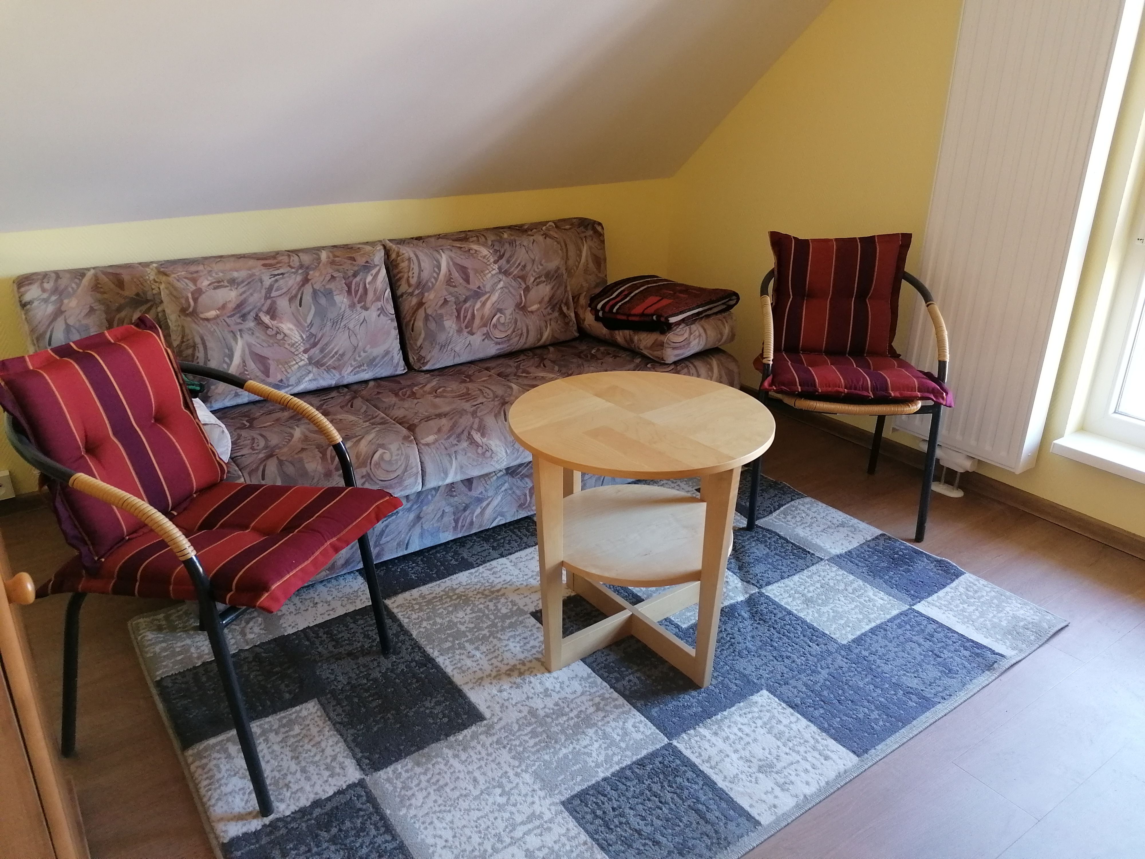 Schlafzimmer mit Schlafsofa