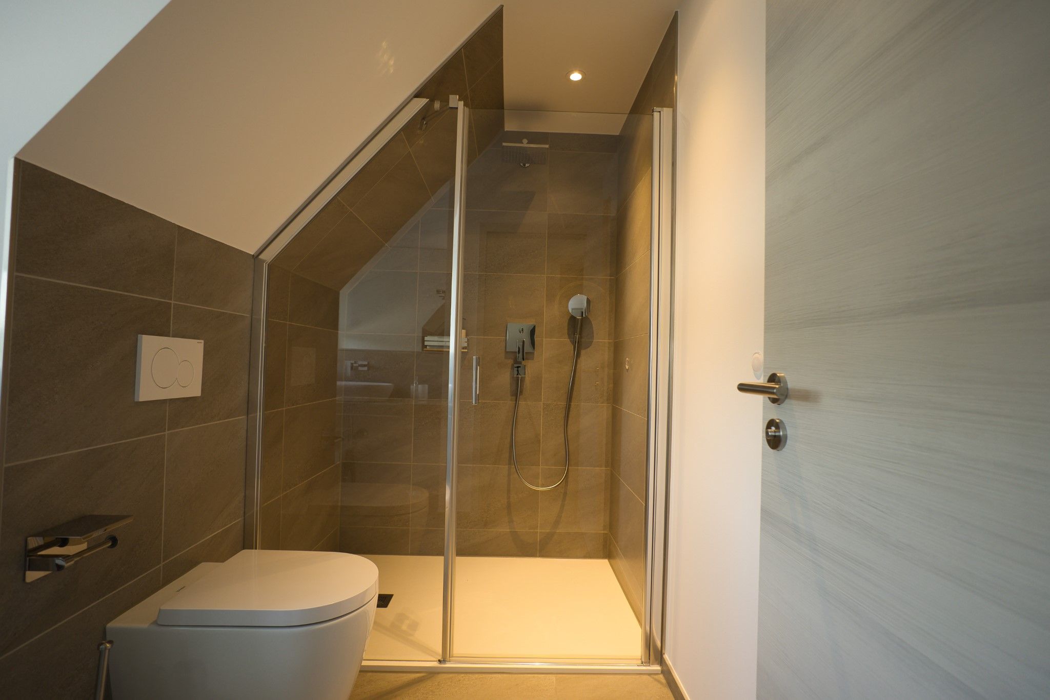 Bad, Dusche ebenerdig, WC