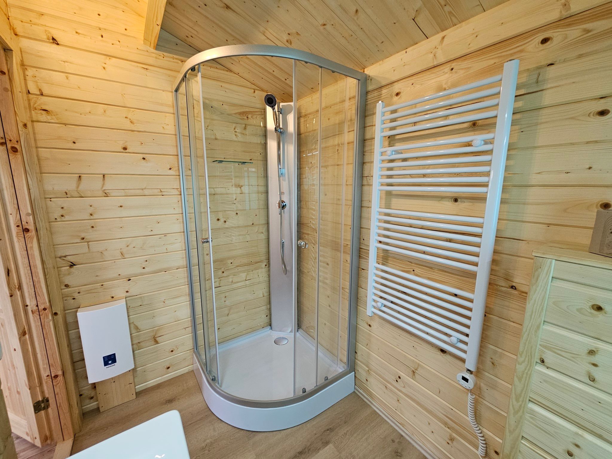 Bad mit Dusche