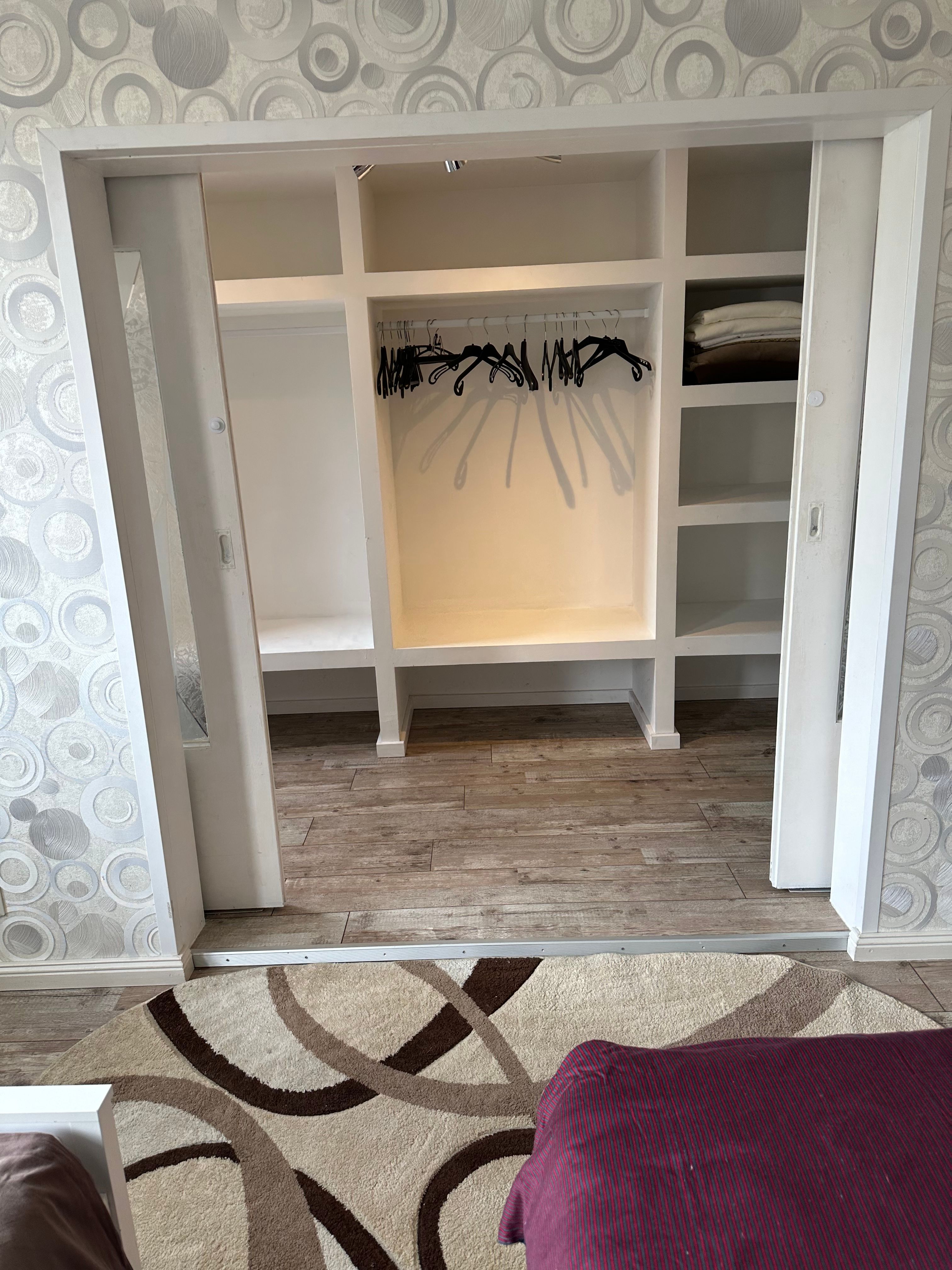 Begehbarer Kleiderschrank
