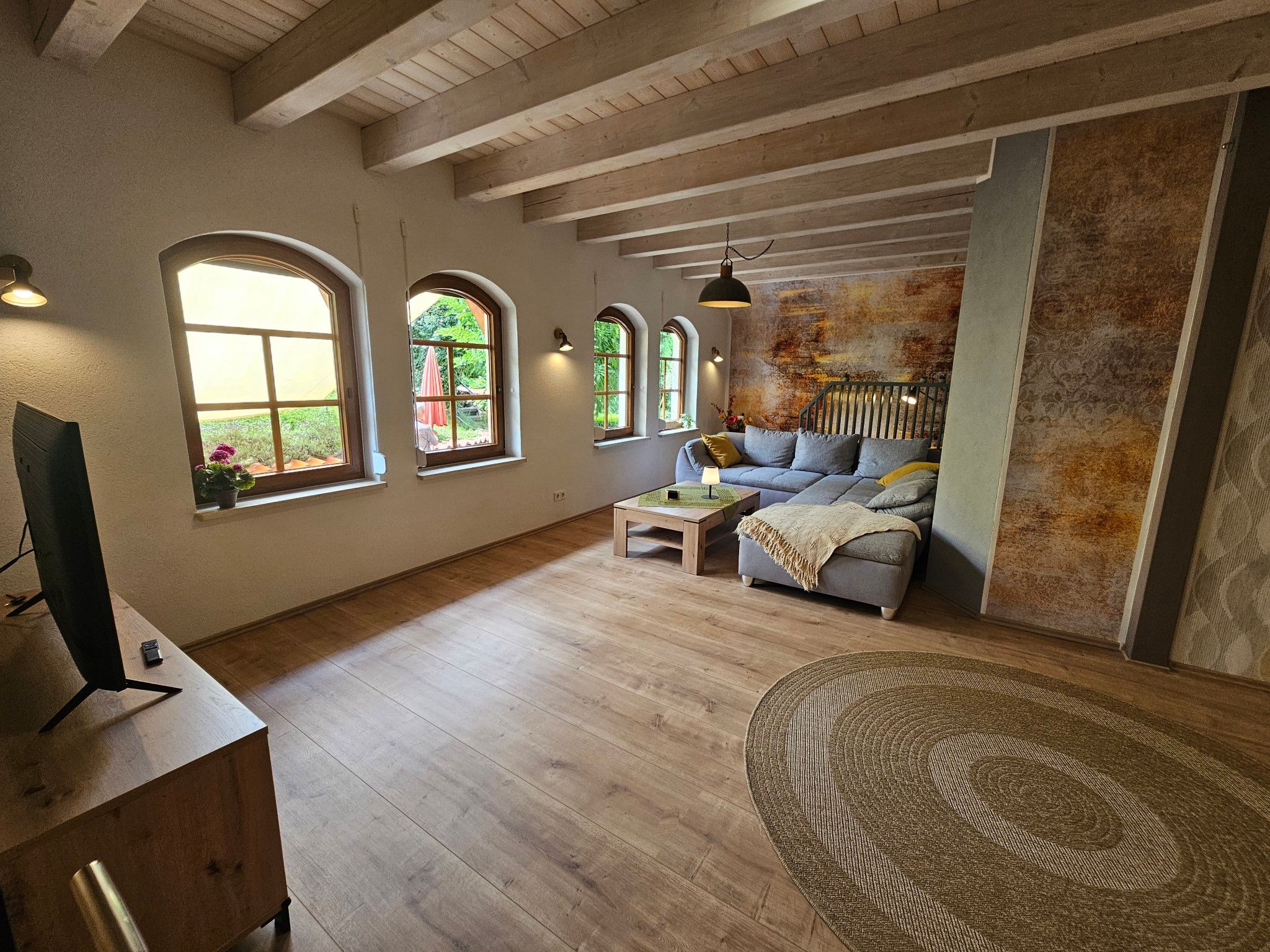 Wohnzimmer mit Schlafsofa