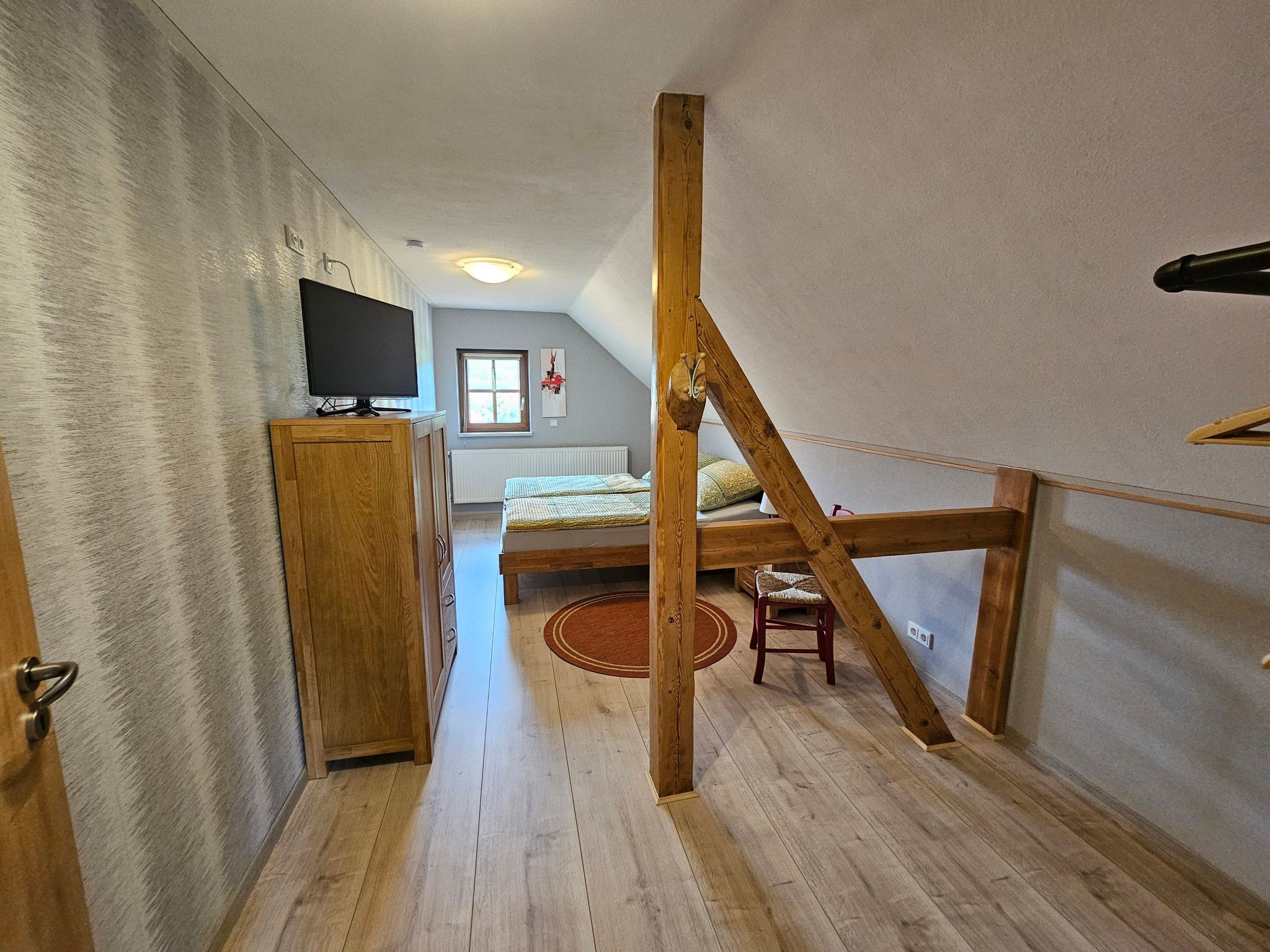 Schlafzimmer 1