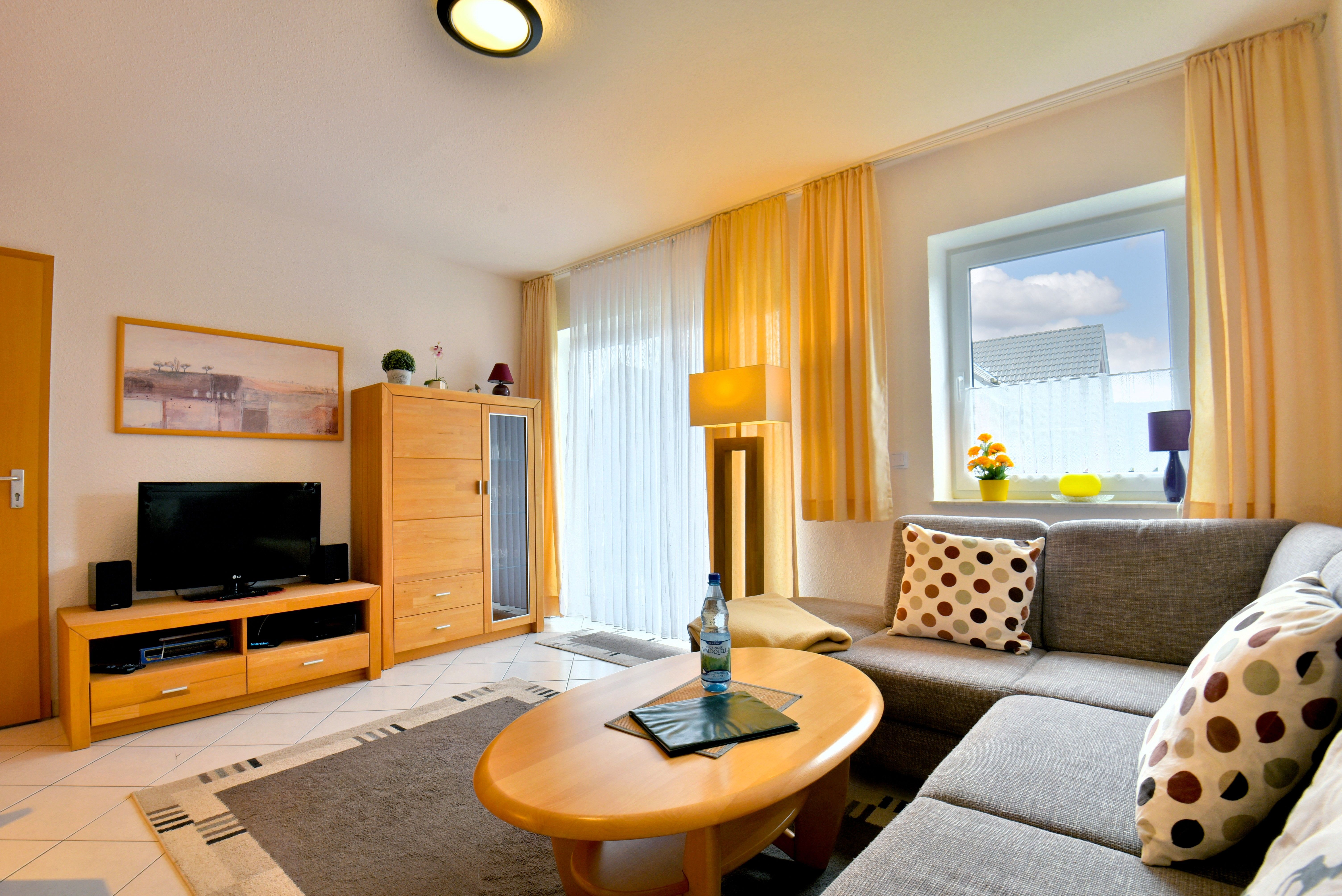 Wohnzimmer 3.3