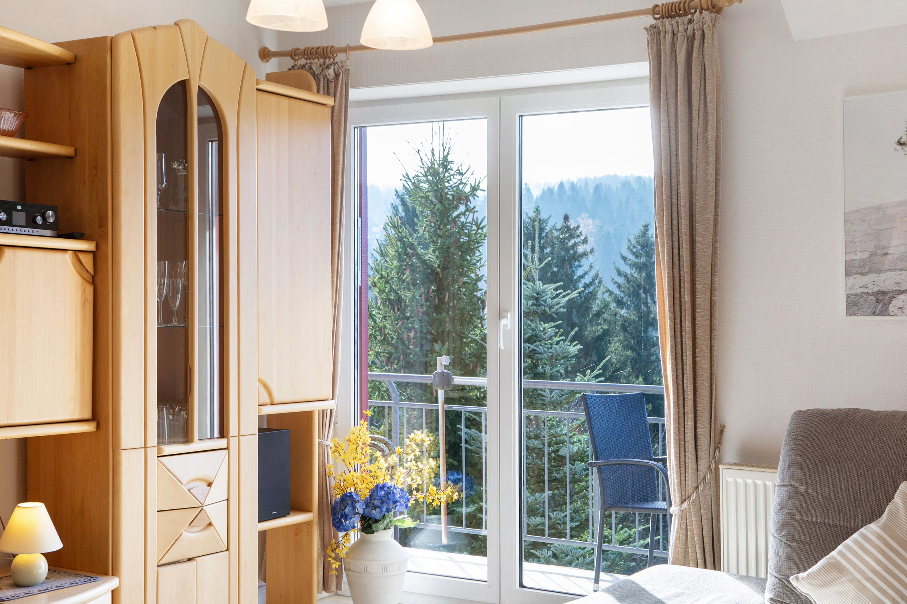 Ausblick Wohnzimmer 7.4