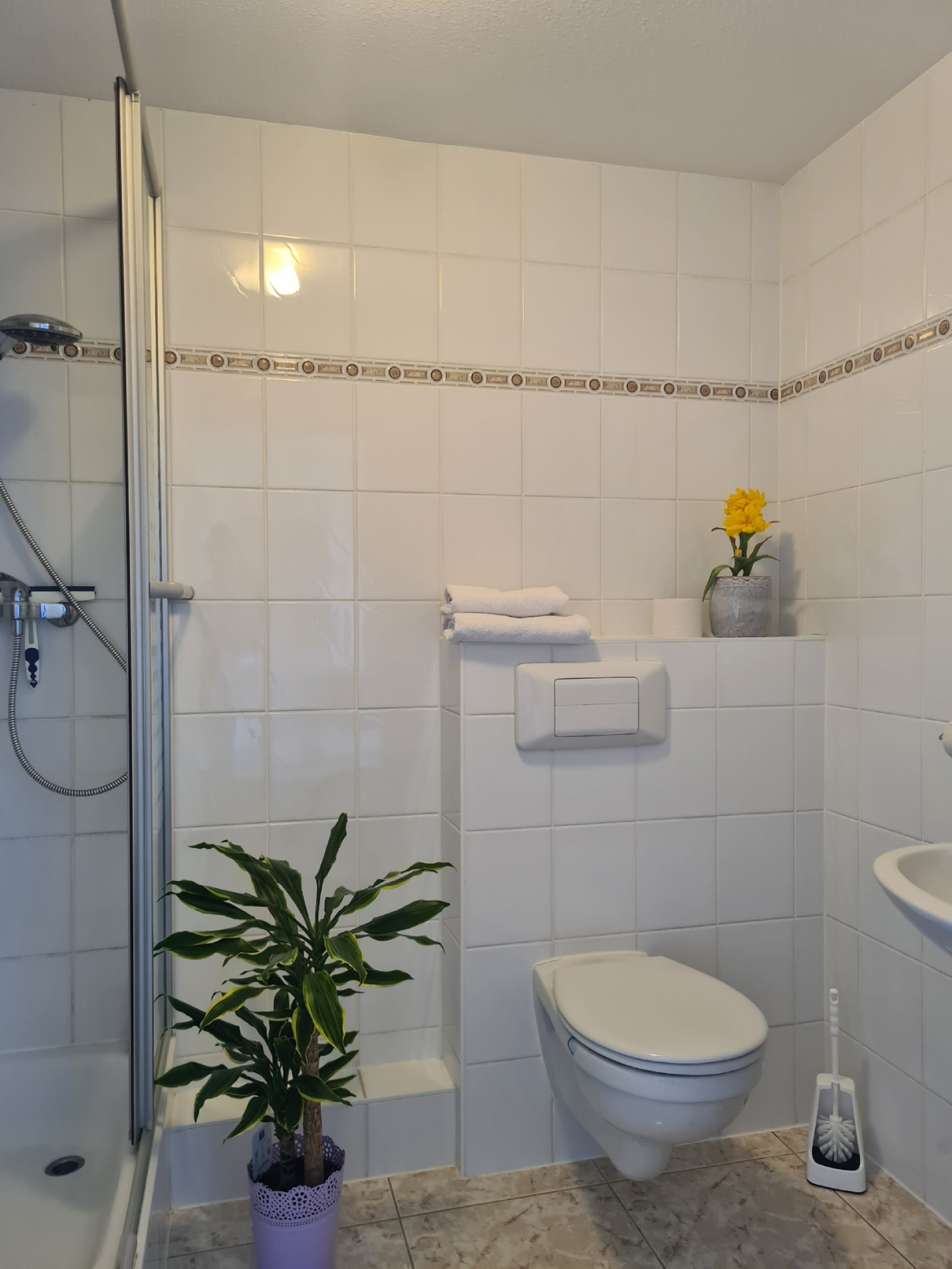 Bad mit Toilette