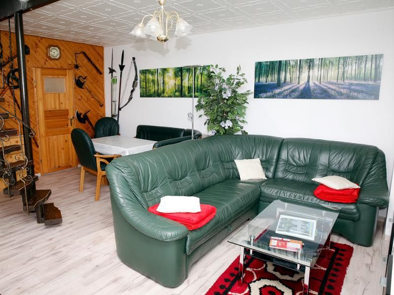 Wohnzimmer mit separater Essecke / FH Hoffmann Ilmenau