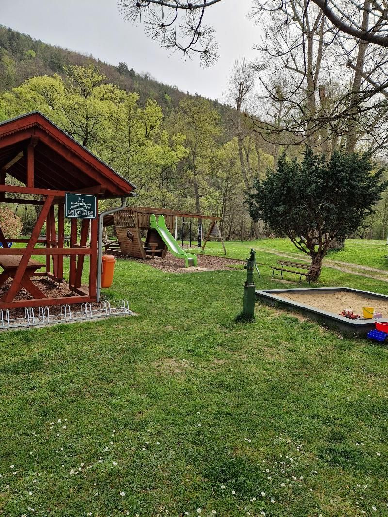 Spielplatz im Ort