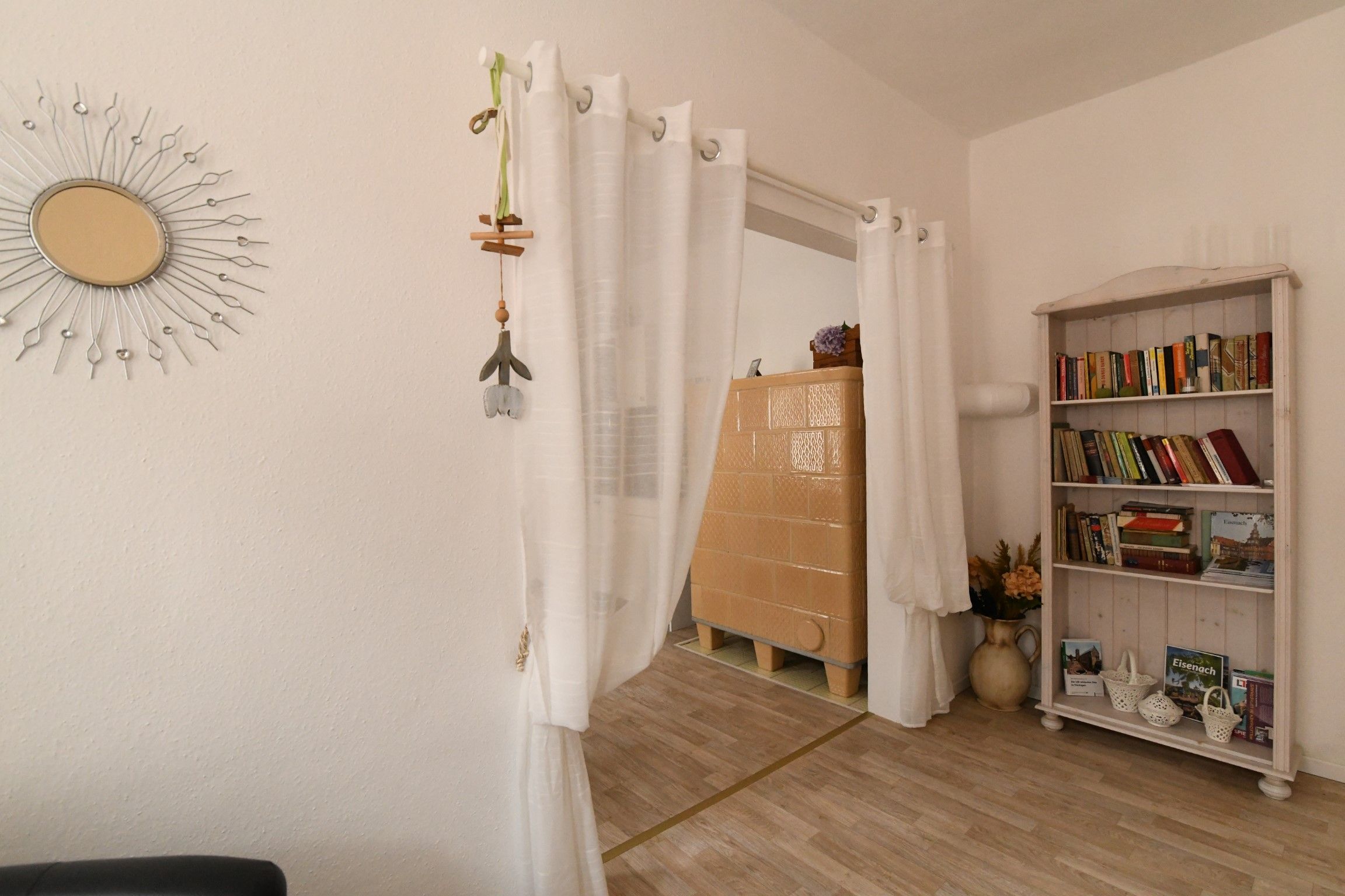 Durchgang Wohn-/Schlafzimmer Apartment 2