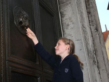 Auf kleinen Füßen durch Aachen (in Deutsch) Erwachsener